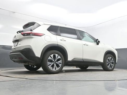 Used 2023 Nissan Rogue SV AWD/4WD image 39
