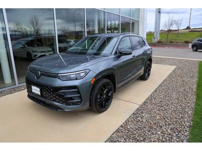 Used 2025 Volkswagen Tiguan SE R-Line