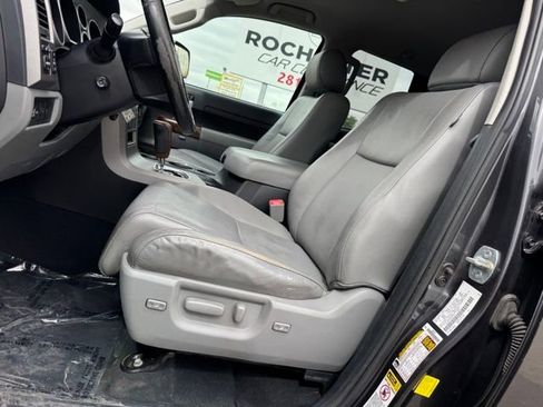 Used 2013 Toyota Tundra Limited w/ Memory Pkg AWD/4WD image 8