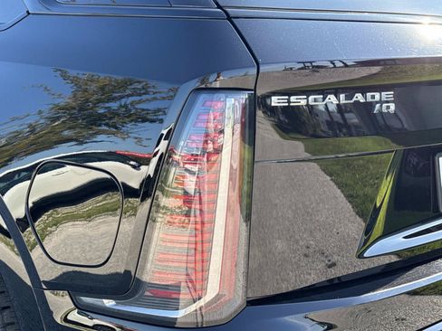 Certified 2026 Cadillac Escalade IQ Sport 2 AWD/4WD image 11