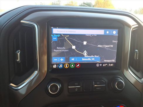 Used 2022 Chevrolet Silverado 1500 High Country image 17