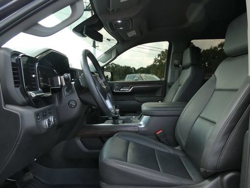 Used 2025 GMC Sierra 1500 SLT w/ SLT Convenience Package AWD/4WD image 23