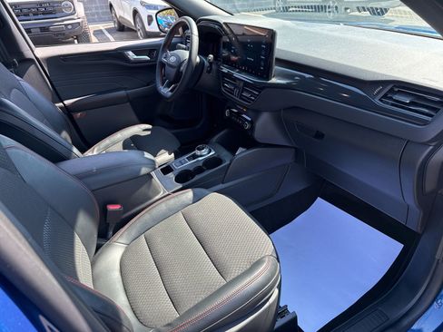 Used 2023 Ford Escape ST-Line w/ Tech Pack #1 FWD image 39