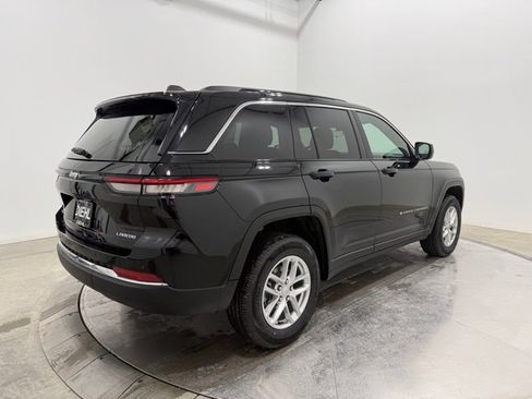 New 2026 Jeep Grand Cherokee Laredo X AWD/4WD image 7