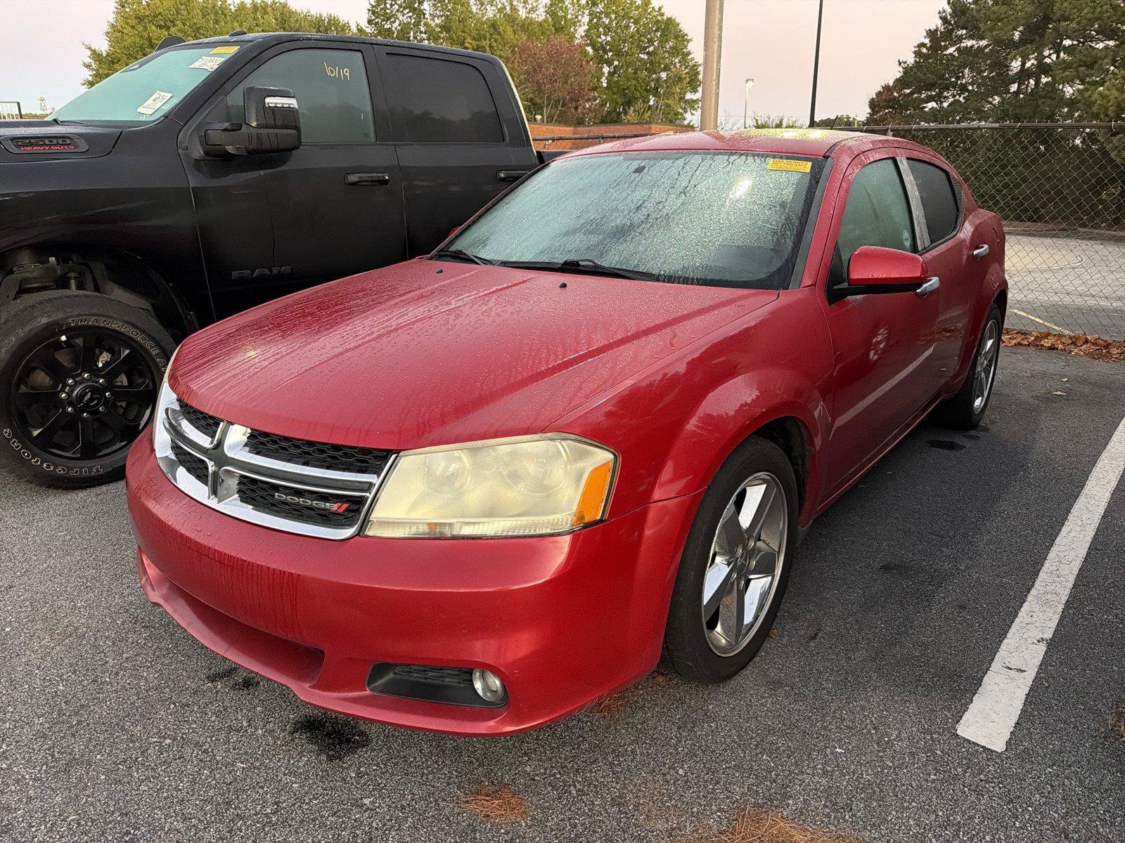 Used 2013 Dodge Avenger SXT FWD image 1