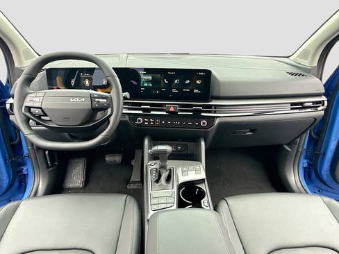 New 2026 Kia Sportage EX image 3