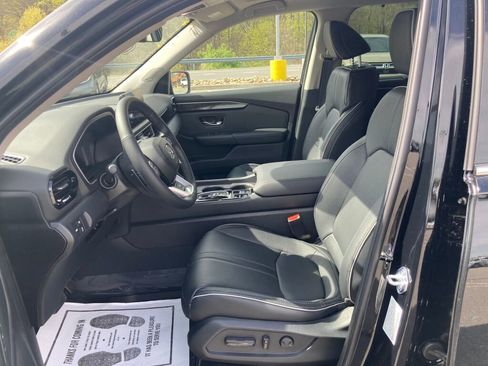 New 2025 Honda Pilot Elite image 8