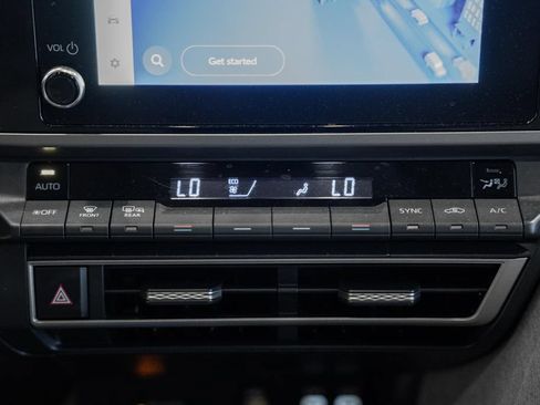 Used 2025 Toyota Camry LE FWD image 19