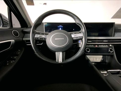 Used 2025 Hyundai Sonata SEL FWD image 5