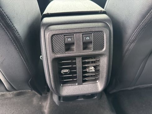 Used 2025 Ford Bronco Outer Banks AWD/4WD image 9