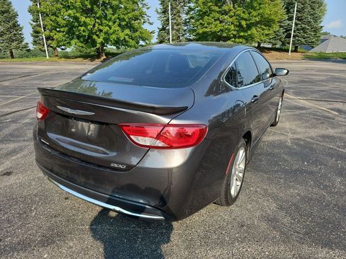 Used 2015 Chrysler 200 Limited FWD image 6