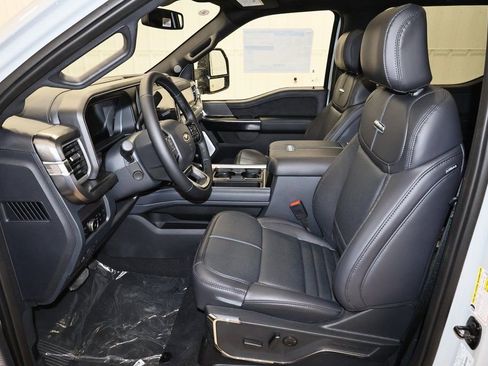 New 2025 Ford F350 Platinum w/ FX4 Off-Road Package image 11