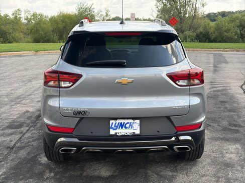 Used 2023 Chevrolet TrailBlazer ACTIV w/ Sun and Liftgate Package AWD/4WD image 3