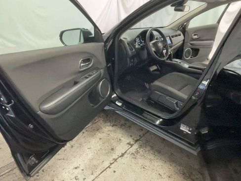 Used 2022 Honda HR-V EX image 27