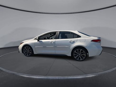 Used 2020 Toyota Corolla XSE image 5