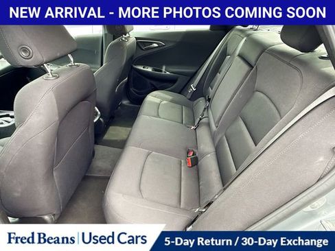 Used 2024 Chevrolet Malibu LT FWD image 3