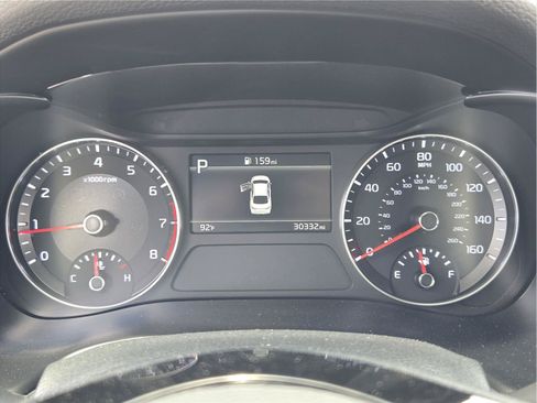 Used 2024 Kia Forte LXS w/ LXS Technology Package FWD image 14