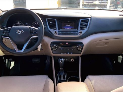 Used 2017 Hyundai Tucson SE w/ SE Popular Package 02 FWD image 16