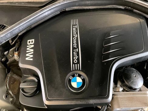 Used 2018 BMW 320i Sedan w/ Convenience Package RWD image 29
