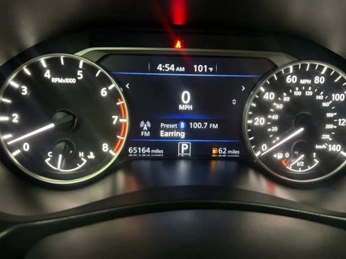 Used 2019 Nissan Altima 2.5 S FWD image 11
