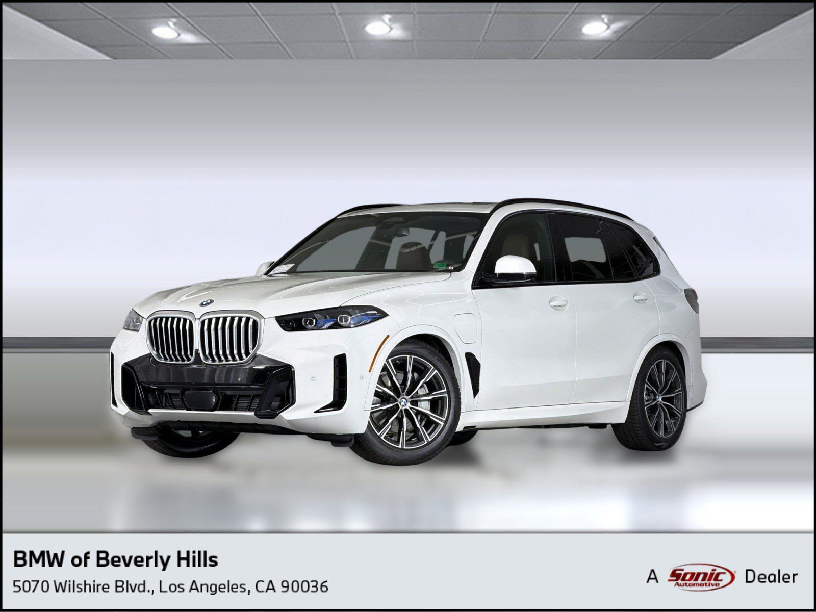 Used 2026 BMW X5 xDrive50e w/ M Sport Package AWD/4WD image 1
