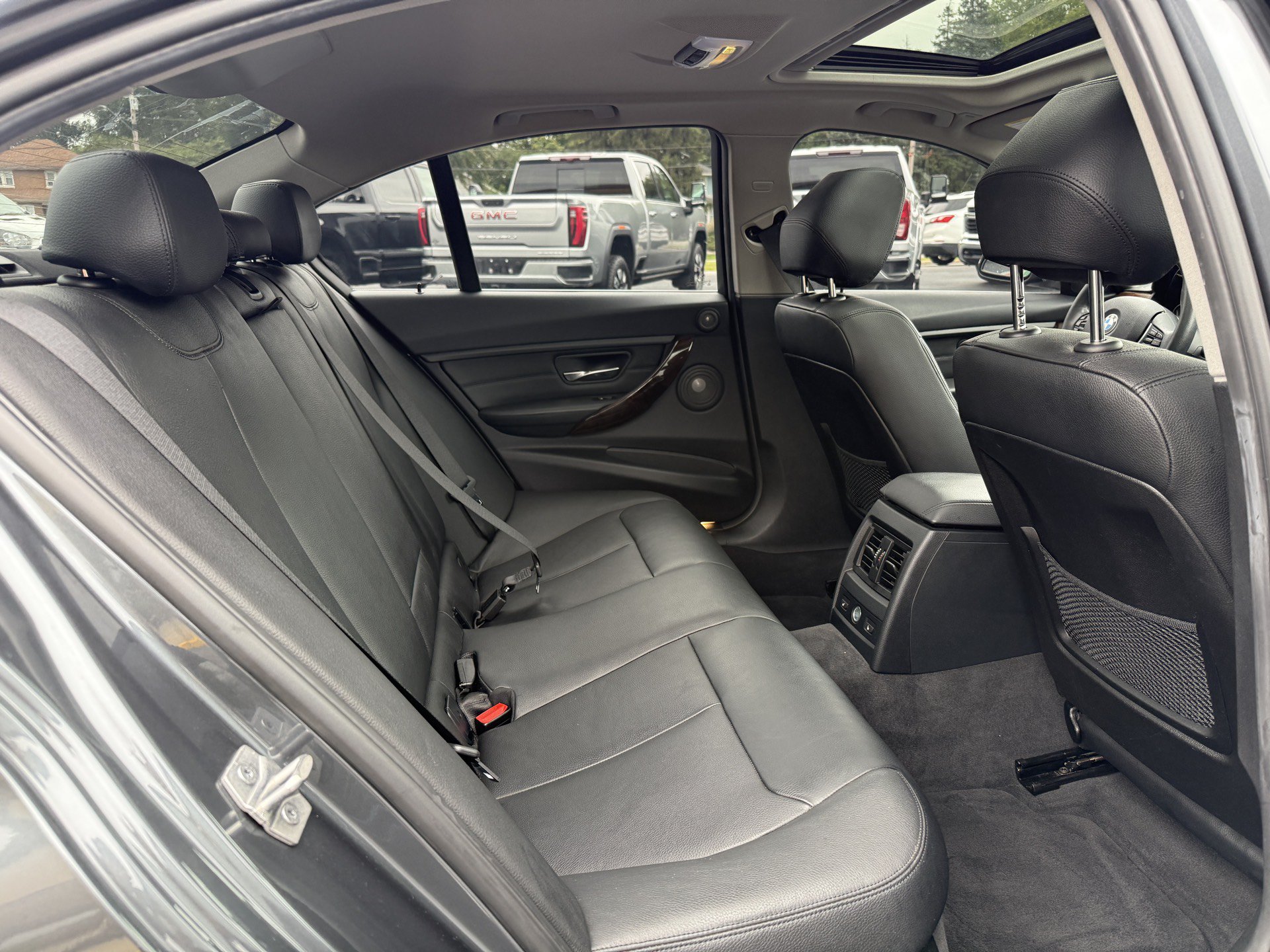 Used 2015 BMW 335i xDrive Sedan AWD/4WD image 26