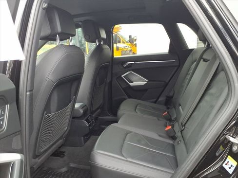 Used 2020 Audi Q3 2.0T Premium image 20
