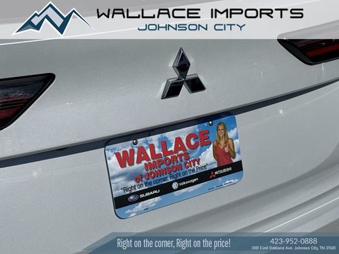 Used 2025 Mitsubishi Outlander AWD image 10