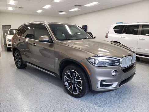 Used 2017 BMW X5 sDrive35i RWD image 3