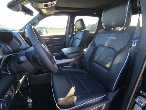 Used 2025 RAM 1500 Laramie w/ Night Edition image 5