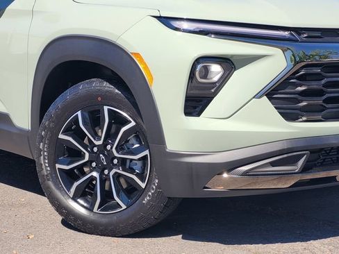 New 2026 Chevrolet TrailBlazer ACTIV FWD image 3