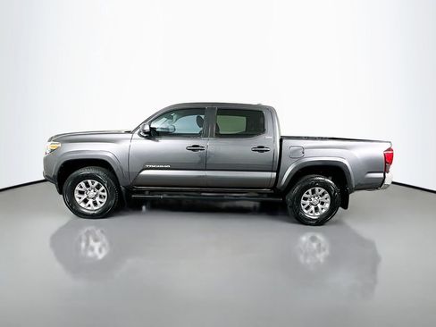 Used 2019 Toyota Tacoma SR5 image 8