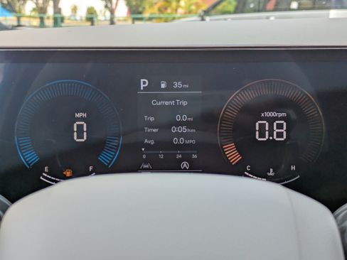 New 2027 Hyundai Santa Fe SE FWD image 23