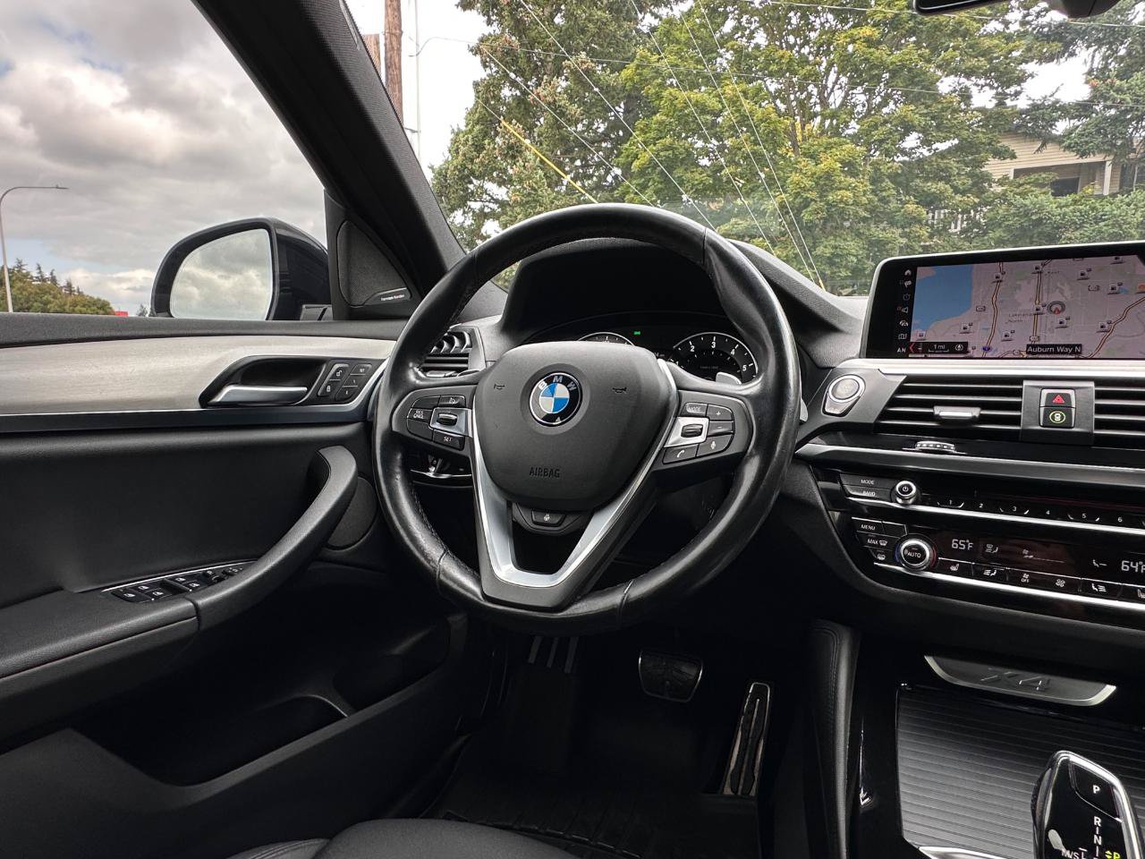 Used 2019 BMW X4 xDrive30i w/ M Sport Package 2 AWD/4WD image 34