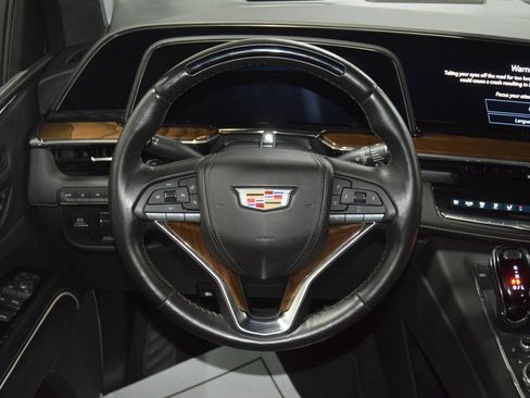 Used 2024 Cadillac Escalade ESV Premium Luxury Platinum AWD/4WD image 40