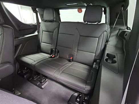 New 2026 GMC Yukon Denali w/ Sun & Power Step Package image 36