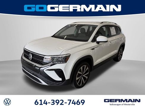 Certified 2022 Volkswagen Taos SE w/ IQ.Drive SE Package FWD image 1
