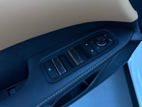 Used 2023 Lexus RX 350h image 56