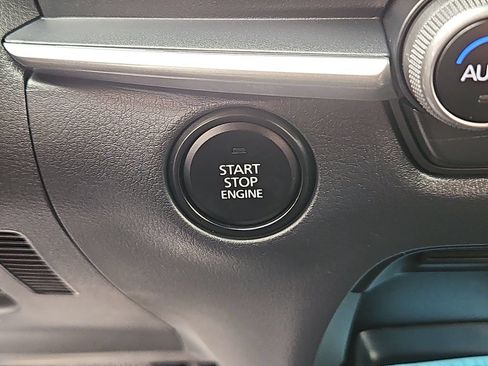 Used 2025 MAZDA CX-30 AWD 2.5 S w/ Select Sport Pkg image 19