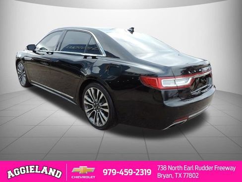Used 2018 Lincoln Continental Select image 6
