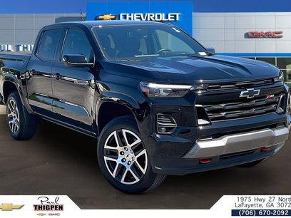 Used 2023 Chevrolet Colorado Z71 w/ Z71 Convenience Package 2