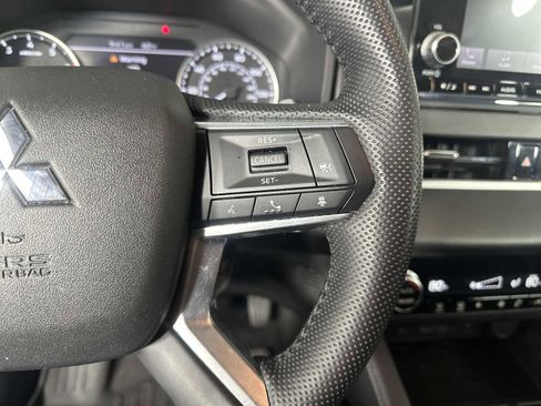 Used 2022 Mitsubishi Outlander SEL Black Edition image 22