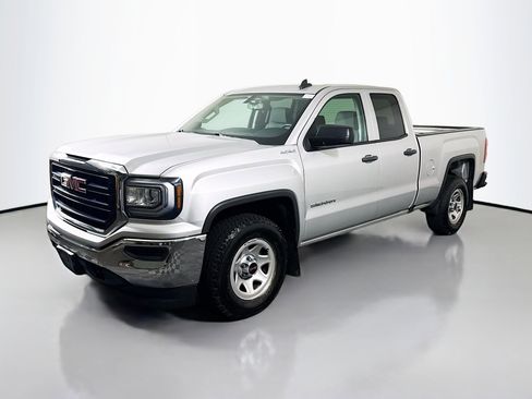 Used 2019 GMC Sierra 1500 Limited w/ Sierra Convenience Package image 4