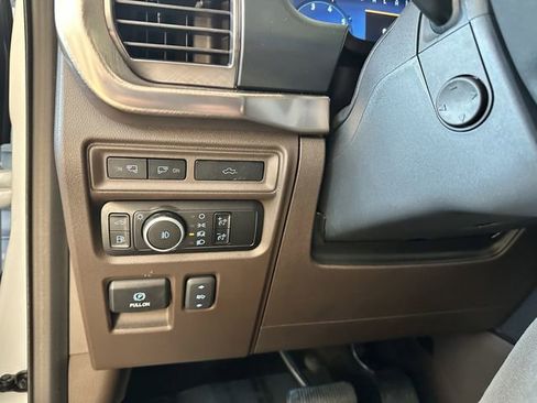 Certified 2024 Ford F150 King Ranch image 31