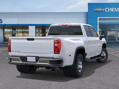 New 2026 Chevrolet Silverado 3500 LT w/ All Star Edition image 4