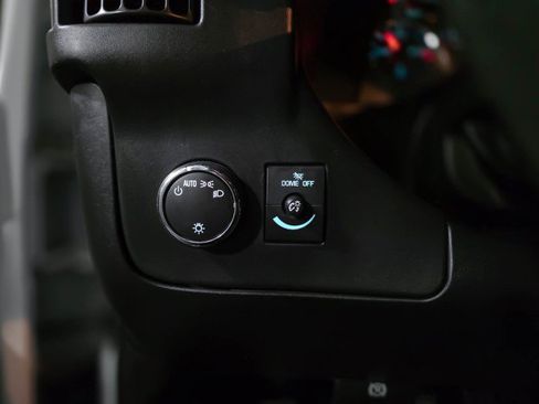 Used 2019 GMC Savana 2500 w/ Driver Convenience Package image 26