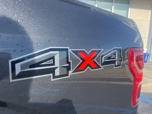 Used 2019 Ford F150 XLT image 11