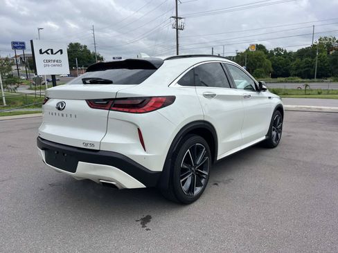 Used 2023 INFINITI QX55 Sensory w/ Lighting Package AWD/4WD image 3