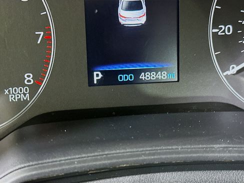 Used 2024 Toyota Corolla LE image 19