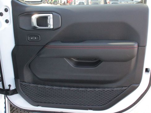 New 2026 Jeep Wrangler Unlimited Rubicon 392 image 29